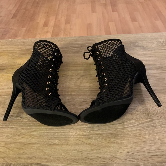 Caedance Stiletto Bootie - Picture 2 of 3